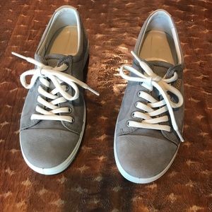 Ecco tennis shoes